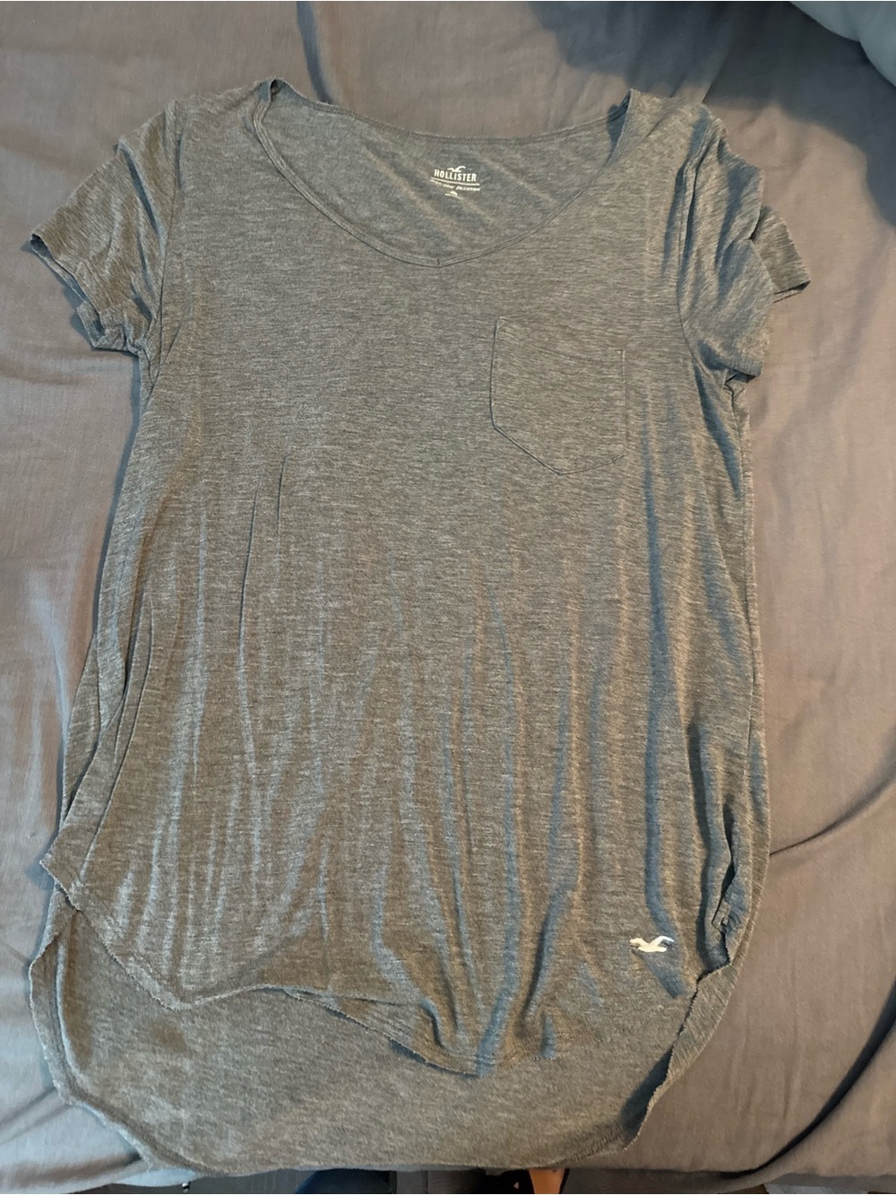 Hollister Women's Heather Gray Scoop Pocket Tee